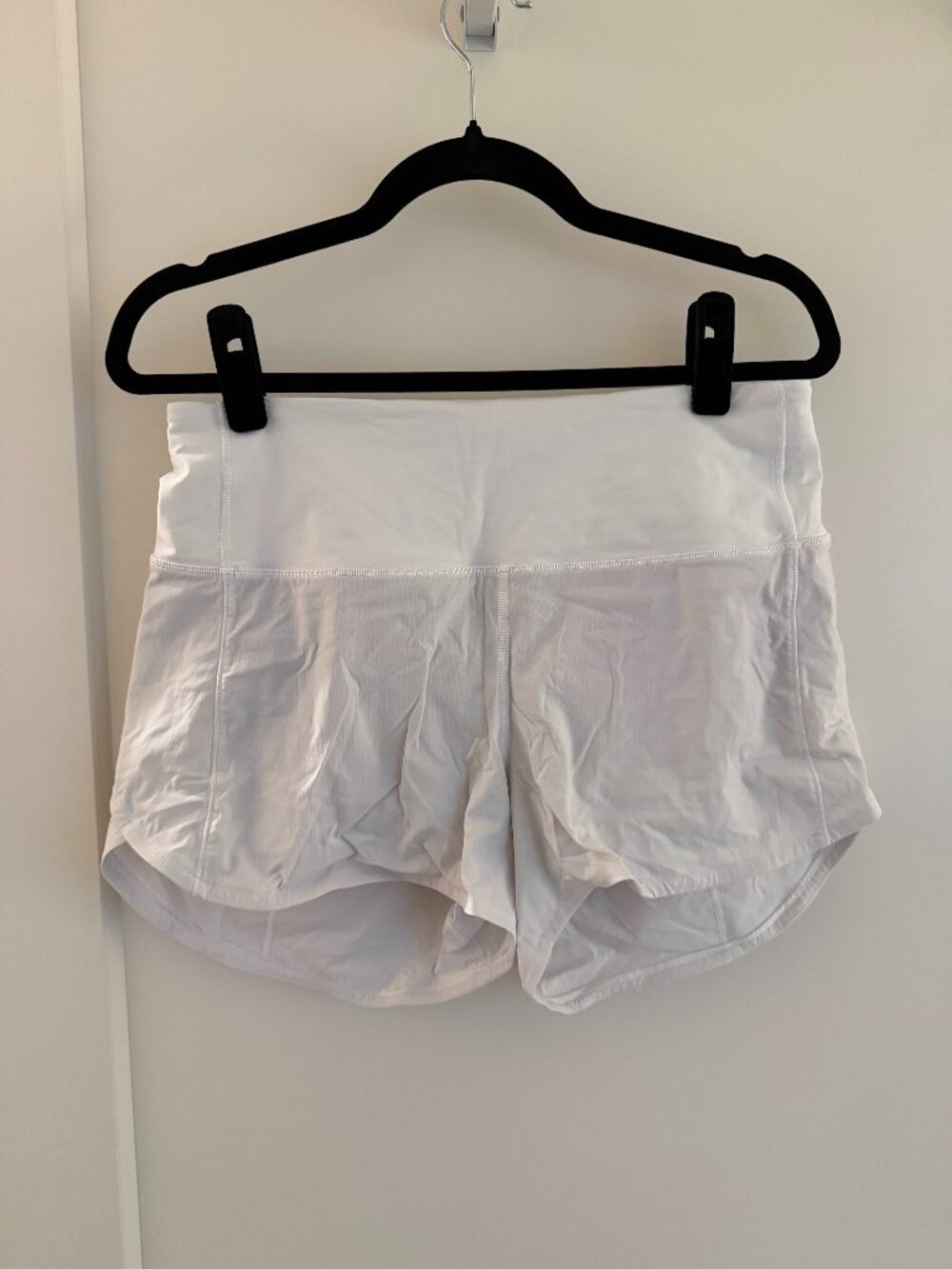 Lululemon Speed Up HR 4" Lined Shorts — Size 8, White